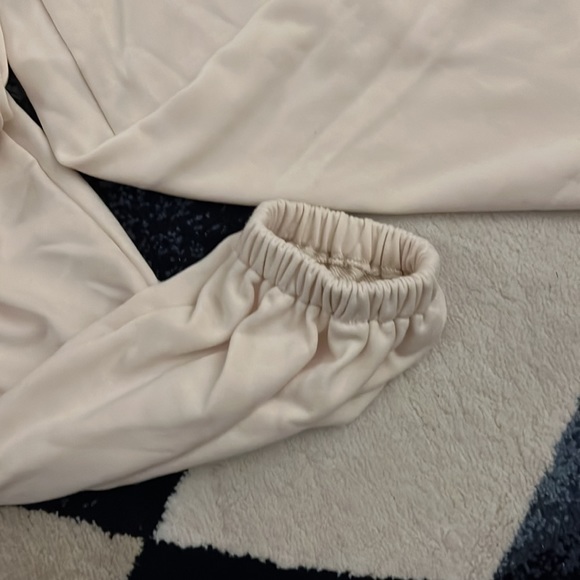 Solid mid waist cargo joggers - Picture 5 of 12